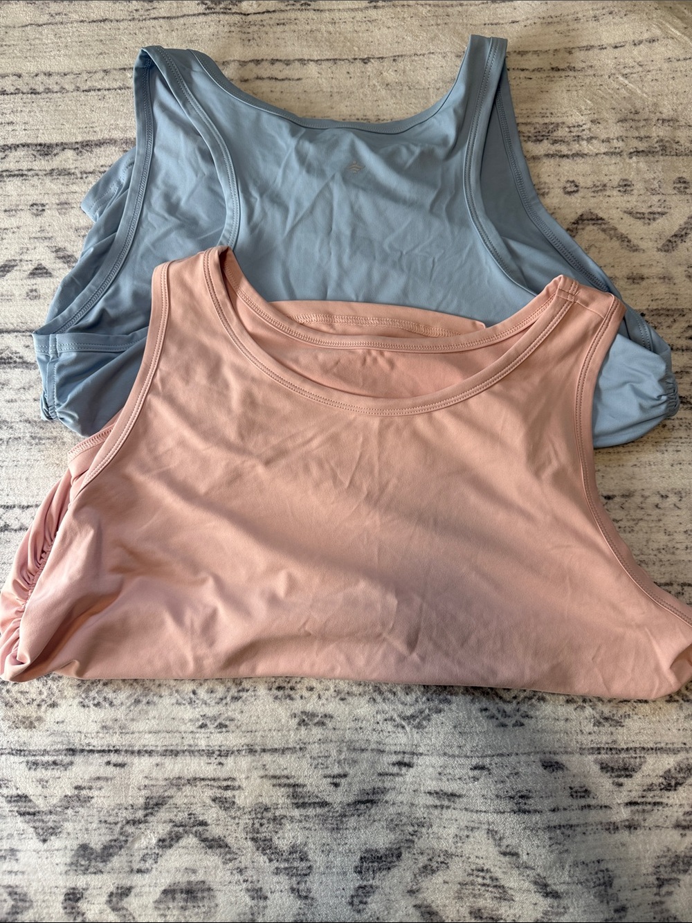 HALARA Scoop Neck Tank Tops in Blush Pink and Dusty Blue